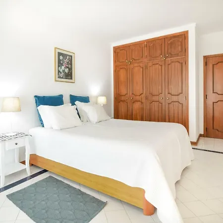 Apartamento Salgados A 3 Minutos Da Praia Apartmán *